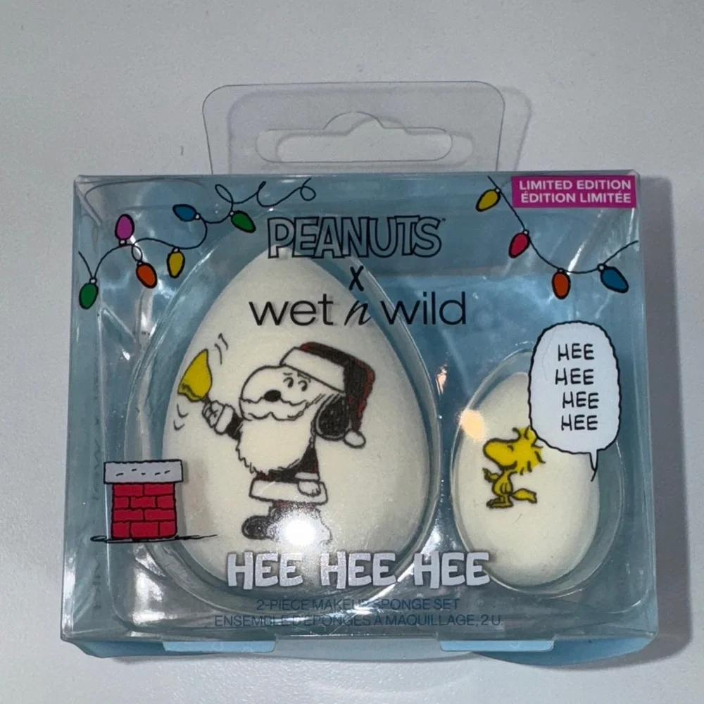 NIB Wet n Wild Peanuts Holiday Sponge Set